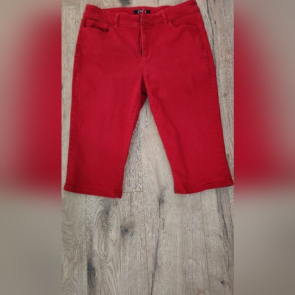 WOMEN'S CHAPS CAPRI STRETCH JEANS RED COLOR SIZE 14.